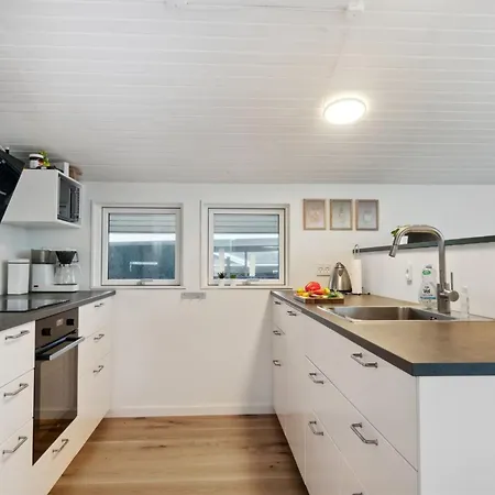 Majken - 225m From The Sea By Interhome Feriehus