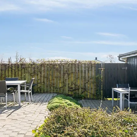 Majken - 225m From The Sea By Interhome Rønde